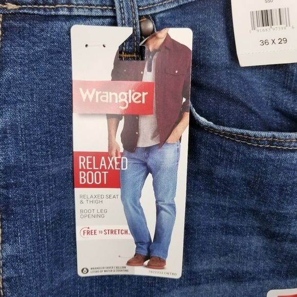 Wrangler Relaxed Boot Jeans NWT size 36x29 - Picture 3 of 10